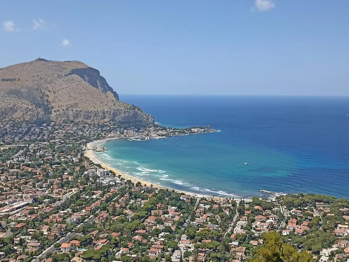Villa Casa Nina Mondello Italia